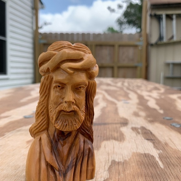 - Vintage Carved Olive Wood Jesus With Crown Thorns Catholic Statue Religious‎ - Picture 7 of 12